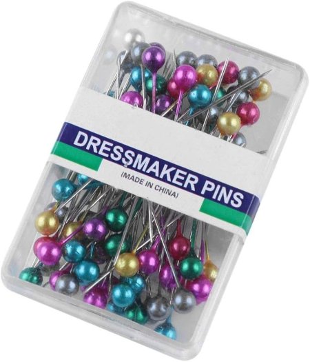 دبابيس مع خرزه ملون